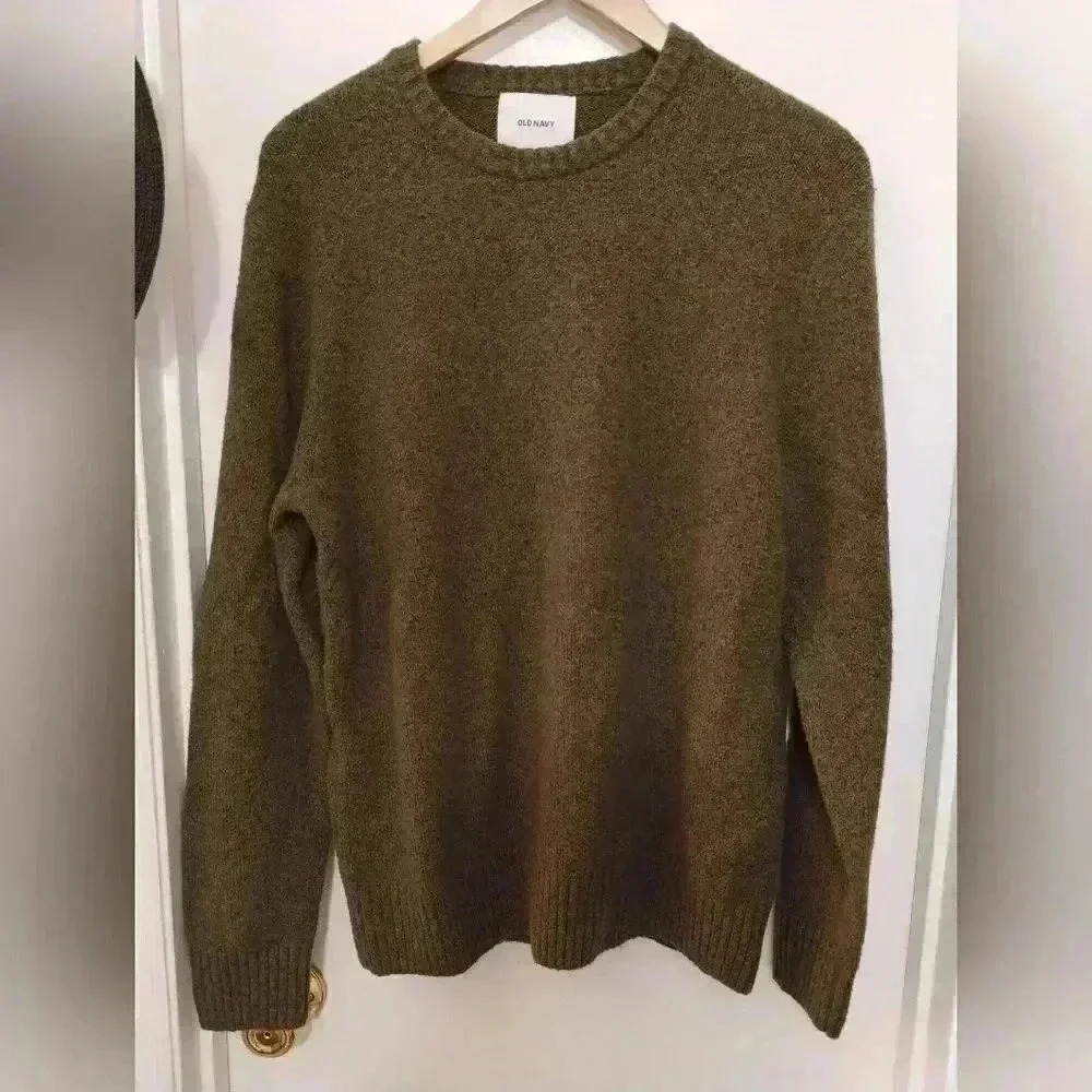 - Old Navy Women's Sweatshirt